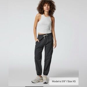 Vuori Scout Jogger Pants, dark grey (Women’s M)